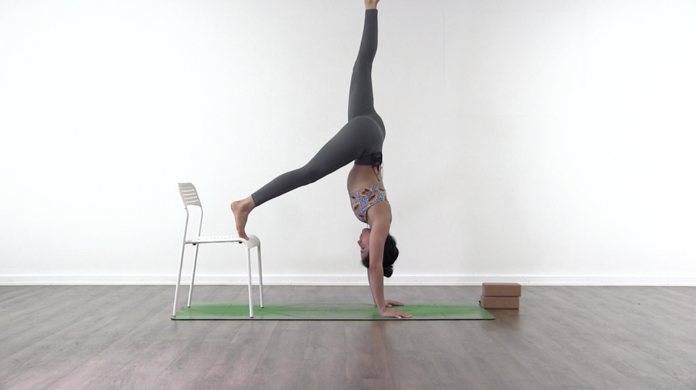 Sofia’s Favorite Handstand Drills_1