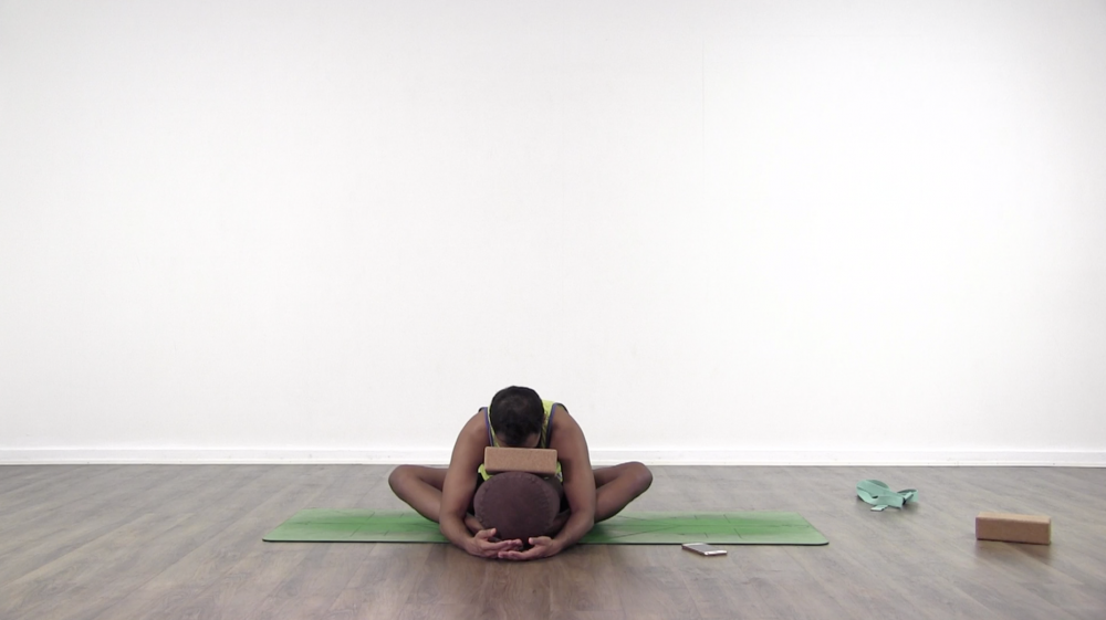 Yin Yoga for A Supple Spine_1