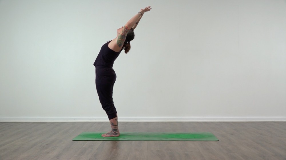 Approaching Sun Salutation Jivamukti A_0