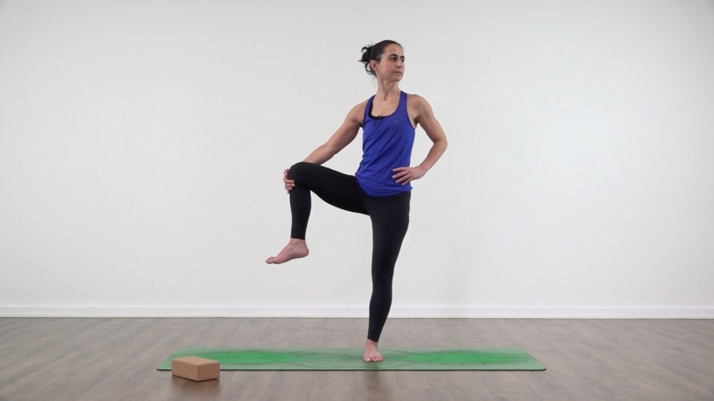 Uttitha Hasta Padangusthasana_2