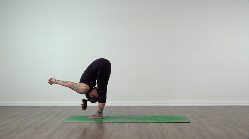 Approaching Sun Salutation Jivamukti A_1