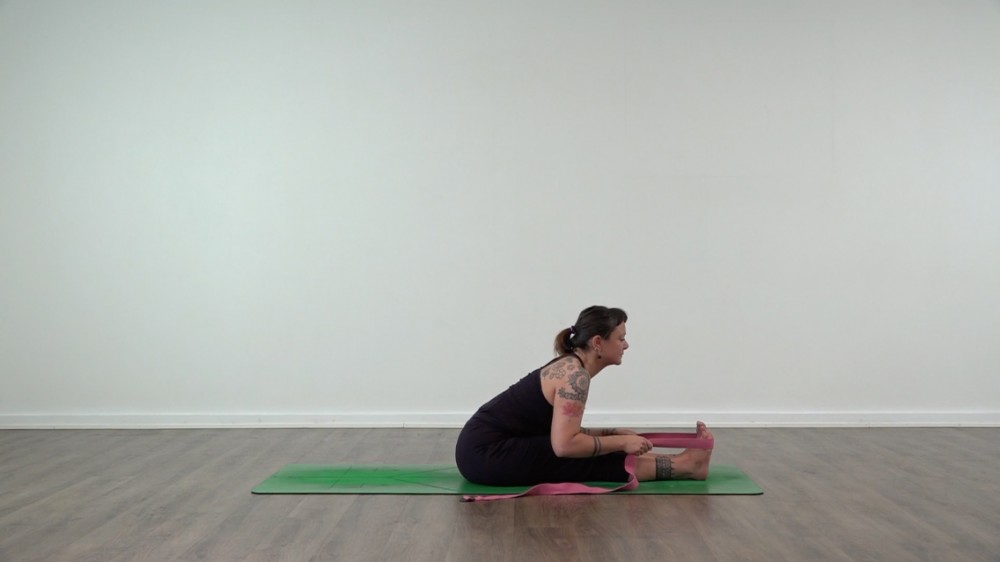 Approaching Paschimottanasana_0
