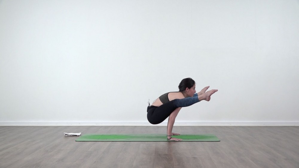 How to Tittibhasana_0